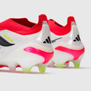 PREDATOR LACELESS ELITE FG