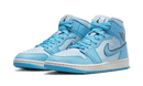 Air Jordan 1 Mid SE Ice Blue