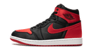 Air Jordan 1 Retro High OG Satin Bred