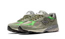 New Balance 990v3 MiUSA Patta Keep Your Family Close